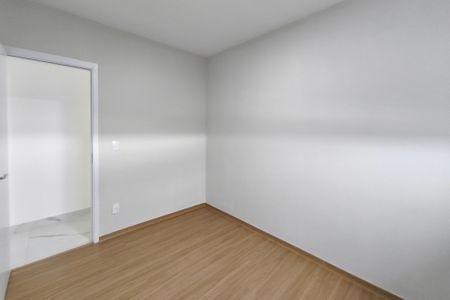 Apartamento à venda com 66m², 2 quartos e 2 vagasQuarto 2