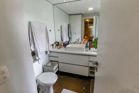 Apartamento para alugar com 210m², 3 quartos e 4 vagasBanheiro da Suíte 3