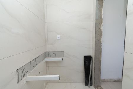 Apartamento à venda com 62m², 2 quartos e 2 vagasBanheiro da Suíte