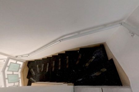 Escada para o 2º Piso de apartamento para alugar com 2 quartos, 75m² em Macuco, Santos