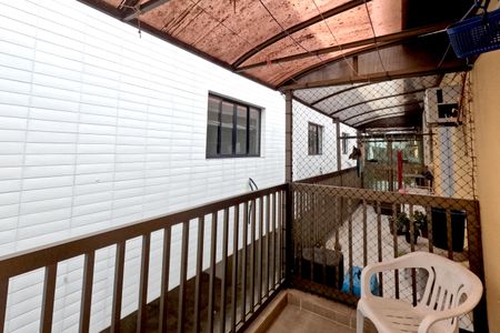 Apartamento para alugar com 75m², 2 quartos e 1 vagaVaranda do Quarto 2 - 2º Piso