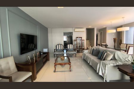 Sala de casa de condomínio à venda com 4 quartos, 300m² em Vargem Grande, Rio de Janeiro