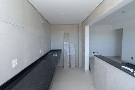 Apartamento à venda com 119m², 2 quartos e 2 vagasCozinha