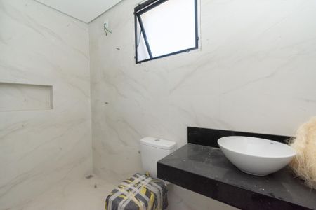 Apartamento à venda com 114m², 2 quartos e 2 vagasBanheiro da Suíte