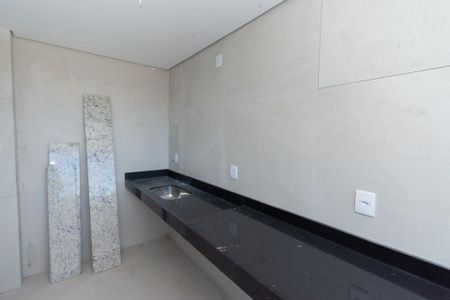 Apartamento à venda com 114m², 2 quartos e 2 vagasCozinha
