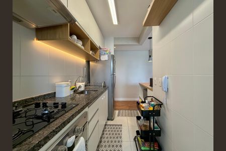 Apartamento à venda com 65m², 2 quartos e 2 vagasCozinha 