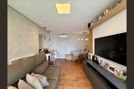 Sala  de apartamento à venda com 2 quartos, 65m² em Cidade Monções, São Paulo