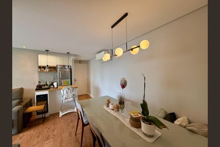 Apartamento à venda com 65m², 2 quartos e 2 vagasSala 