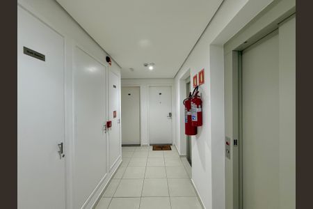 Apartamento à venda com 65m², 2 quartos e 2 vagasHall Apartamento 