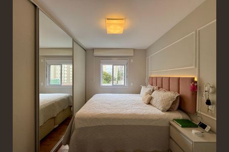 Apartamento à venda com 65m², 2 quartos e 2 vagasSuíte 