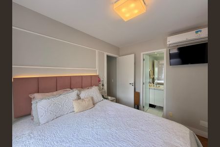 Apartamento à venda com 65m², 2 quartos e 2 vagasSuíte 