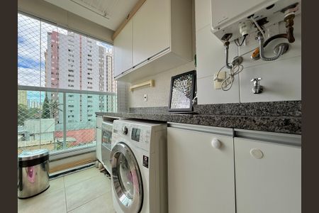 Apartamento à venda com 65m², 2 quartos e 2 vagasÁrea de Serviço