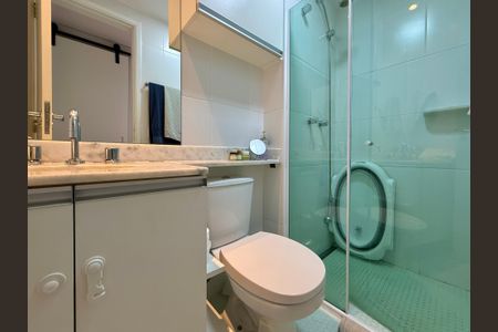 Apartamento à venda com 65m², 2 quartos e 2 vagasBanheiro Social 