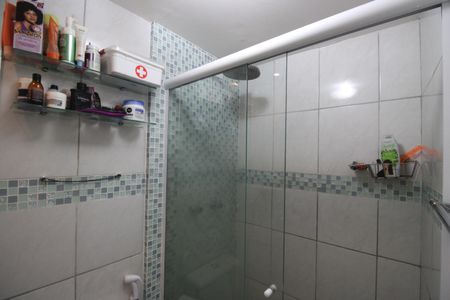 Apartamento à venda com 69m², 2 quartos e 1 vagaBanheiro da suíte