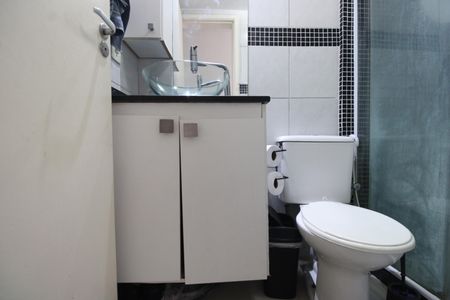 Apartamento à venda com 69m², 2 quartos e 1 vagaBanheiro social
