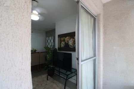 Apartamento à venda com 69m², 2 quartos e 1 vagaSala - Varanda