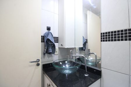 Apartamento à venda com 69m², 2 quartos e 1 vagaBanheiro social