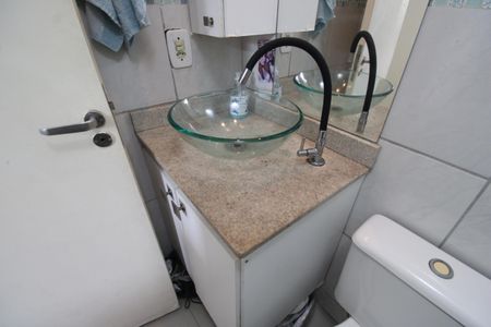 Apartamento à venda com 69m², 2 quartos e 1 vagaBanheiro da suíte