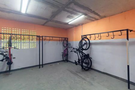 Apartamento à venda com 37m², 2 quartos e sem vaga Apartamento à venda com 37m², 2 quartos e sem vagaBicicletario