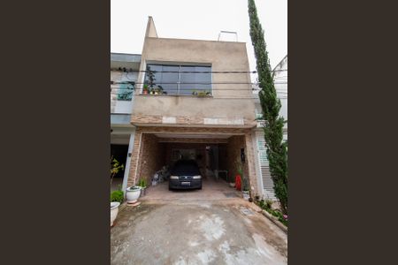 Casa de condomínio para alugar com 70m², 1 quarto e sem vagaFachada