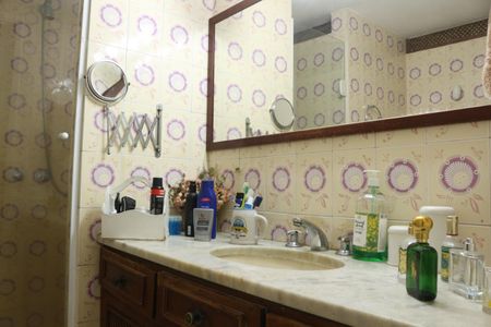 Apartamento à venda com 155m², 4 quartos e 1 vagaBanheiro da Suíte