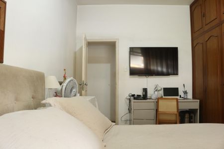 Apartamento à venda com 155m², 4 quartos e 1 vagaQuarto 2