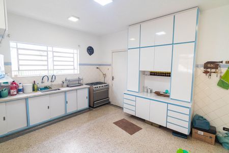 Casa para alugar com 377m², 3 quartos e 4 vagasCozinha