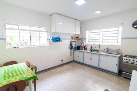 Casa para alugar com 377m², 3 quartos e 4 vagasCozinha