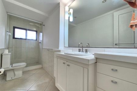 Apartamento à venda com 101m², 1 quarto e 1 vaga Apartamento à venda com 101m², 1 quarto e 1 vagaBanheiro