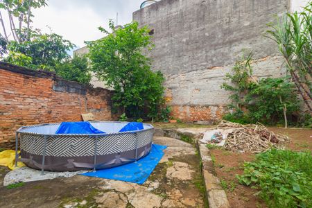 Casa à venda com 183m², 2 quartos e 1 vagaQuintal