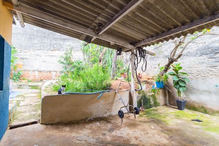 Casa à venda com 183m², 2 quartos e 1 vagaÁrea de Serviço 2