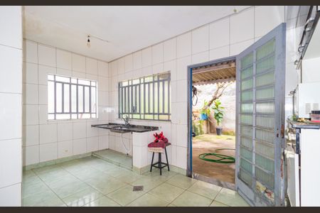 Casa à venda com 183m², 2 quartos e 1 vagaCozinha 2