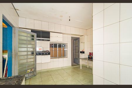 Casa à venda com 183m², 2 quartos e 1 vagaCozinha 2