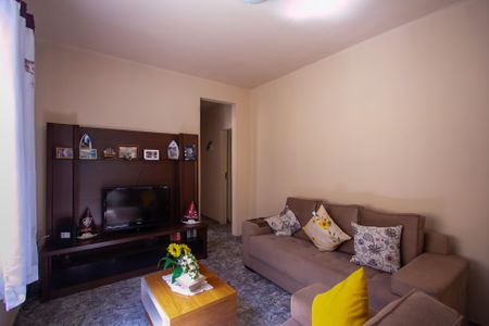 Casa para alugar com 100m², 3 quartos e 1 vagaSala