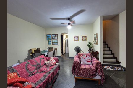 Sala  de casa de condomínio à venda com 4 quartos, 200m² em Vargem Pequena, Rio de Janeiro