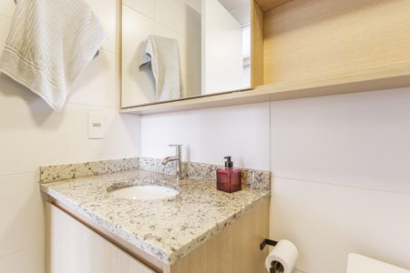 Banheiro de kitnet/studio à venda com 1 quarto, 27m² em Vila Olímpia, São Paulo