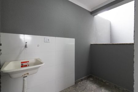 Apartamento para alugar com 44m², 2 quartos e sem vagaÁrea de Serviço
