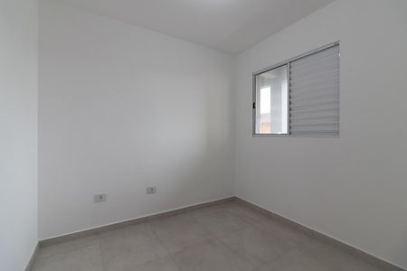 Quarto 1 de apartamento para alugar com 2 quartos, 44m² em Vila Nhocuné, São Paulo