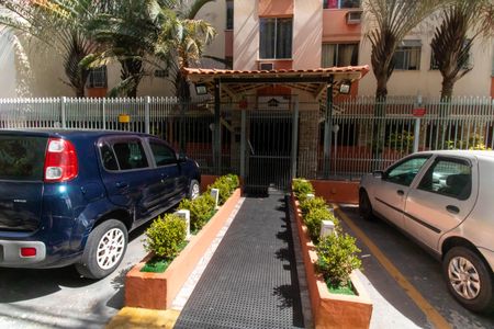 Apartamento para alugar com 55m², 2 quartos e 1 vagaFachada