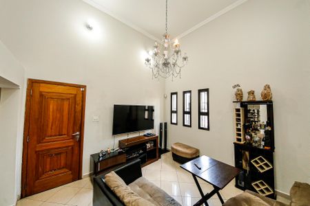 Casa para alugar com 3 quartos, 260m² em Jardim Independência (são Paulo), São Paulo