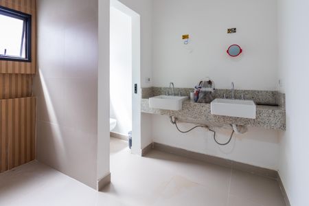 Casa à venda com 110m², 3 quartos e 1 vagaBanheiro da Suite 2