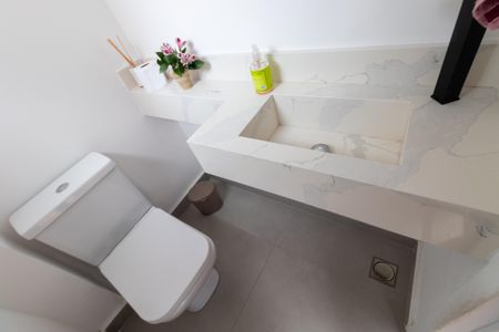 Casa à venda com 110m², 3 quartos e 1 vagaLavabo