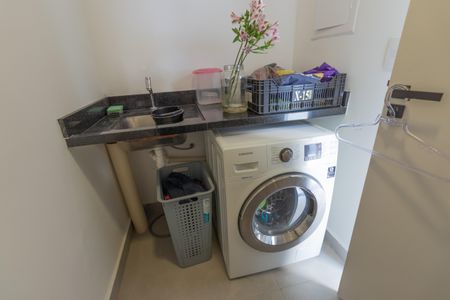 Casa à venda com 110m², 3 quartos e 1 vagaÁrea de Serviço