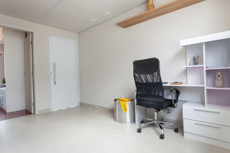 Apartamento à venda com 184m², 4 quartos e 2 vagas Apartamento à venda com 184m², 4 quartos e 2 vagasEscritório - cobertura