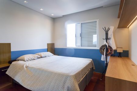 Apartamento à venda com 184m², 4 quartos e 2 vagas Apartamento à venda com 184m², 4 quartos e 2 vagasquarto 1