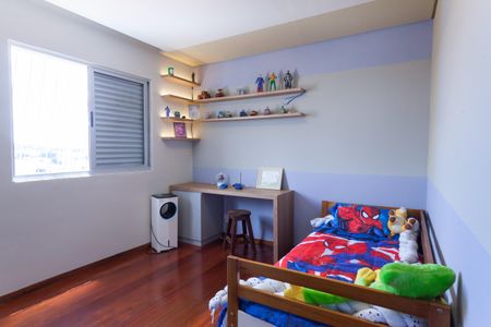 Apartamento à venda com 184m², 4 quartos e 2 vagas Apartamento à venda com 184m², 4 quartos e 2 vagasquarto 2