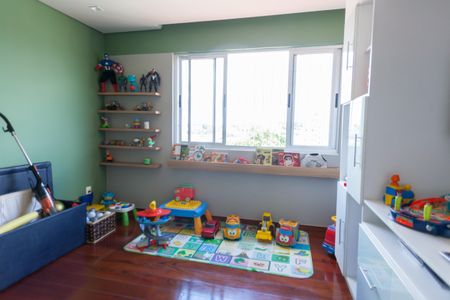 Apartamento à venda com 184m², 4 quartos e 2 vagas Apartamento à venda com 184m², 4 quartos e 2 vagassuite 2 cobertura