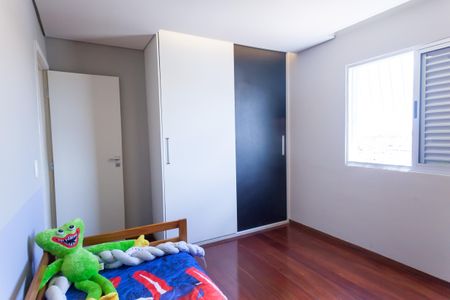 Apartamento à venda com 184m², 4 quartos e 2 vagas Apartamento à venda com 184m², 4 quartos e 2 vagasquarto 2