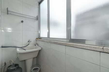 Apartamento para alugar com 73m², 2 quartos e sem vagaÁrea de Serviço