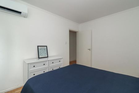 Quarto de apartamento para alugar com 2 quartos, 73m² em Auxiliadora, Porto Alegre